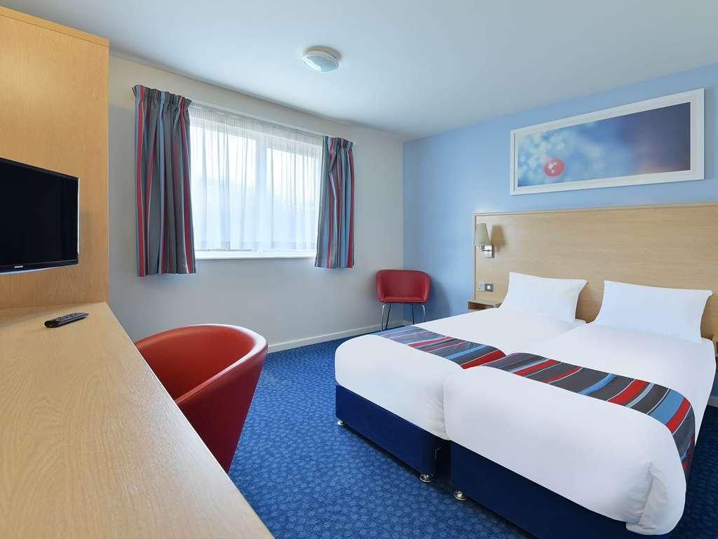 Travelodge Nottingham Central Habitación foto